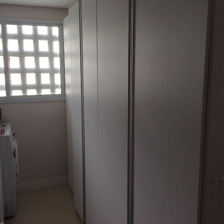 Apartamento Aconchegante Proximo Ao Shopping Beira Mar Apartment ฟลอเรียนอโปลิส ภายนอก รูปภาพ