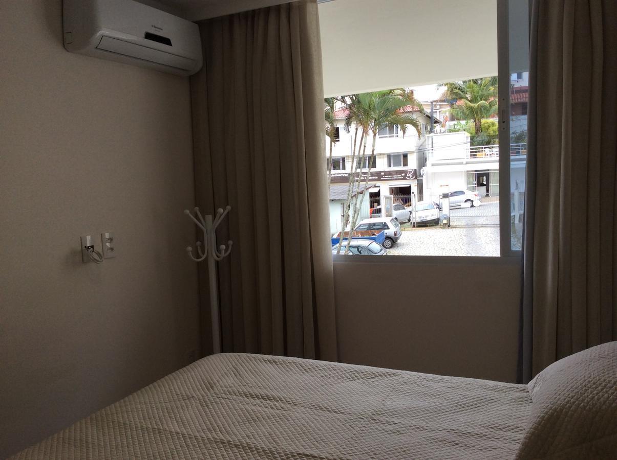 Apartamento Aconchegante Proximo Ao Shopping Beira Mar Apartment ฟลอเรียนอโปลิส ภายนอก รูปภาพ